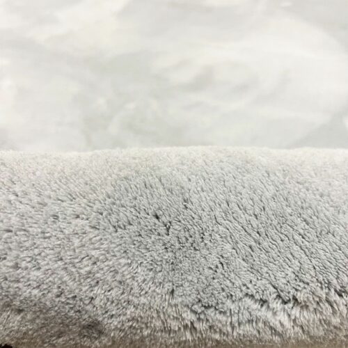 Tapis -  Fourrure (Gris clair) – Image 4