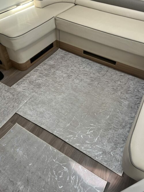 img_2652 Lot de 6 Tapis - ZARAH (Blanc et Argent) – Image 4