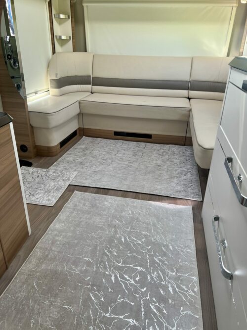 img_2662 Lot de 6 Tapis - ZARAH (Blanc et Argent) – Image 2