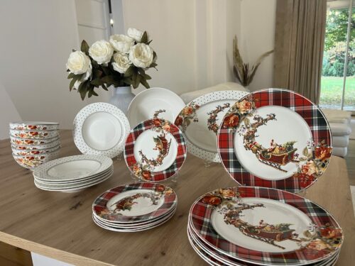 Service de table en Porcelaine - Version Noël (26 pièces) – Image 1