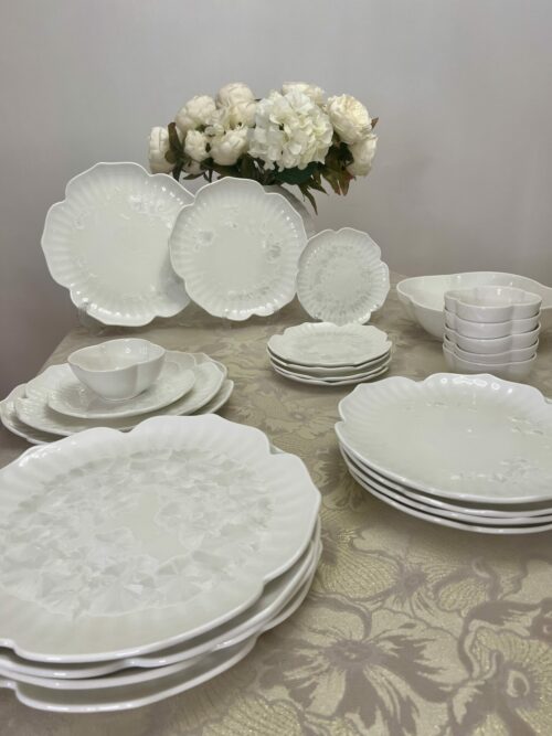 Service de table en Porcelaine - Florale (25 pièces) – Image 1