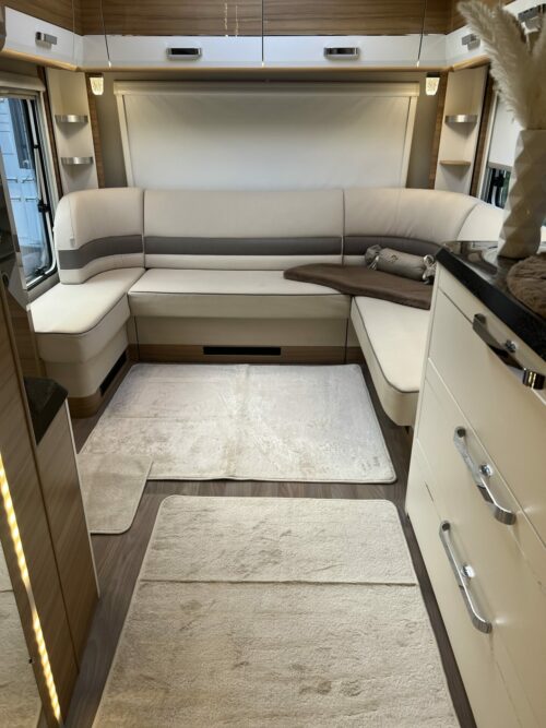 img_1924 Lot de 6 tapis - Moquette (Beige) nº1 – Image 2