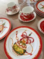 Service de table en Porcelaine - Ornement Noël (31 pièces) – Image 2