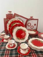 Service de table en Porcelaine - Célébration de Noël (31 pièces) – Image 5