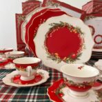Service de table en Porcelaine - Célébration de Noël (31 pièces) – Image 3