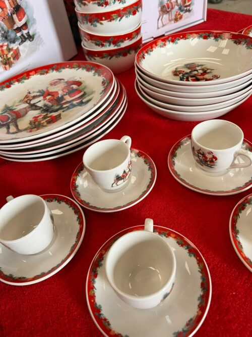 WhatsApp Image 2025-10-28 at 11.17.02 (1) Service de table en Porcelaine - Merry Christmas (36 pièces) – Image 5